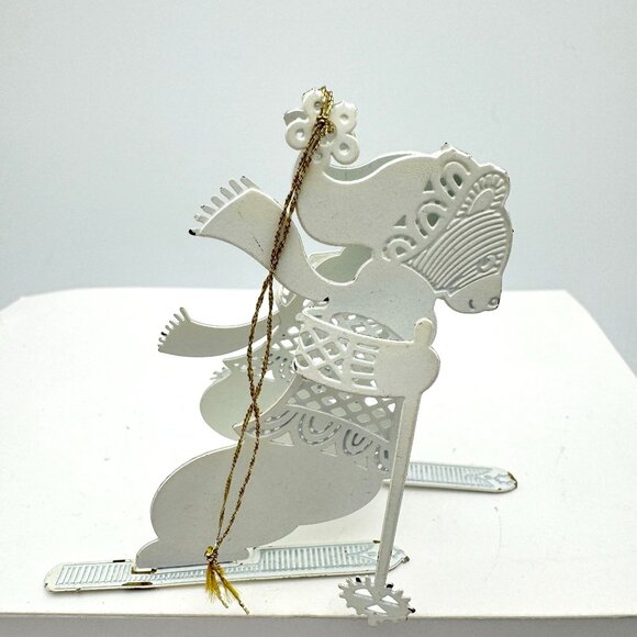 Vintage 1983 Tamerlane Skier Ornament Solid White Metal Skiing Bear - Picture 5 of 7